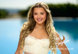 06alexandraportretfullhd.jpg