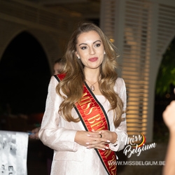 egy1092.jpg