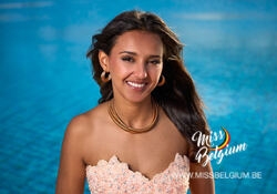 mb019heatherclosefullhd.jpg