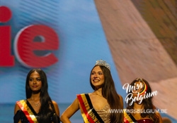 mb27-mwalloniehf-07-70.jpg